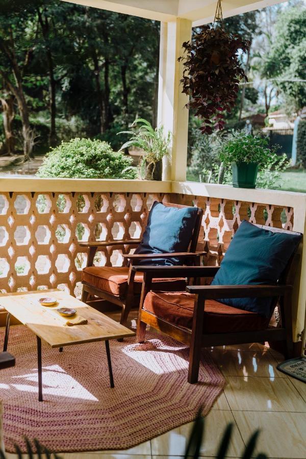 Mkoani Homestay Moshi Esterno foto