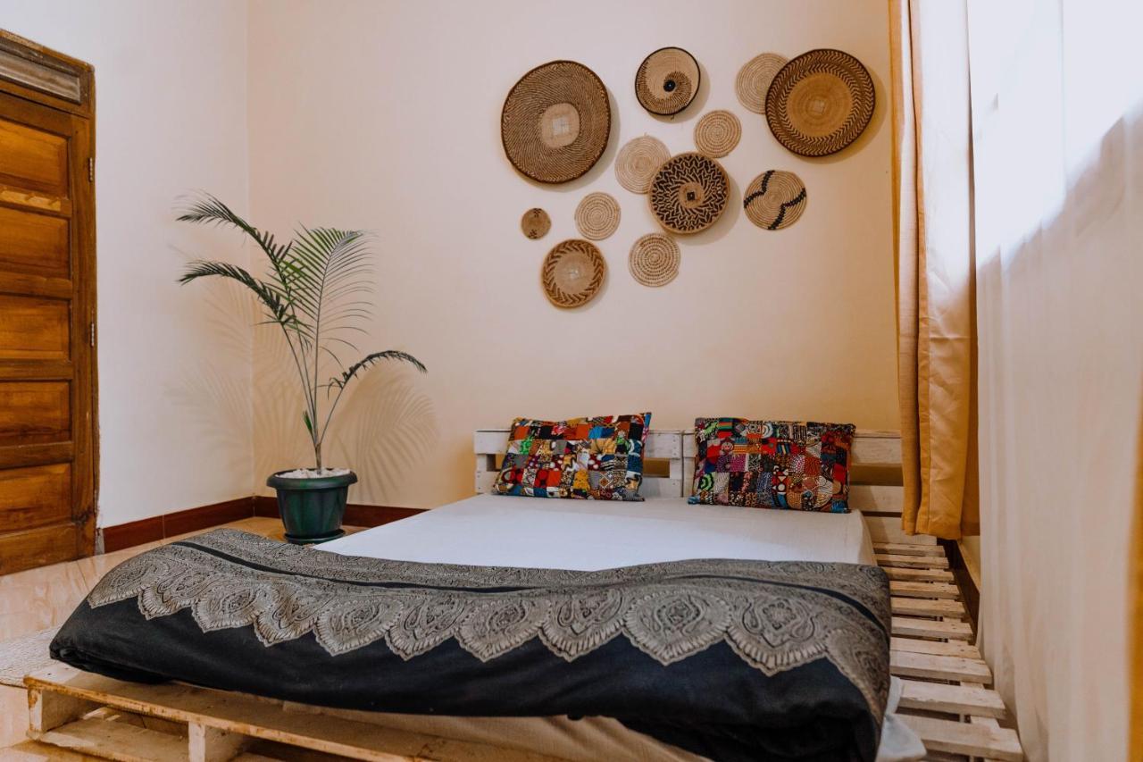 Mkoani Homestay Moshi Esterno foto