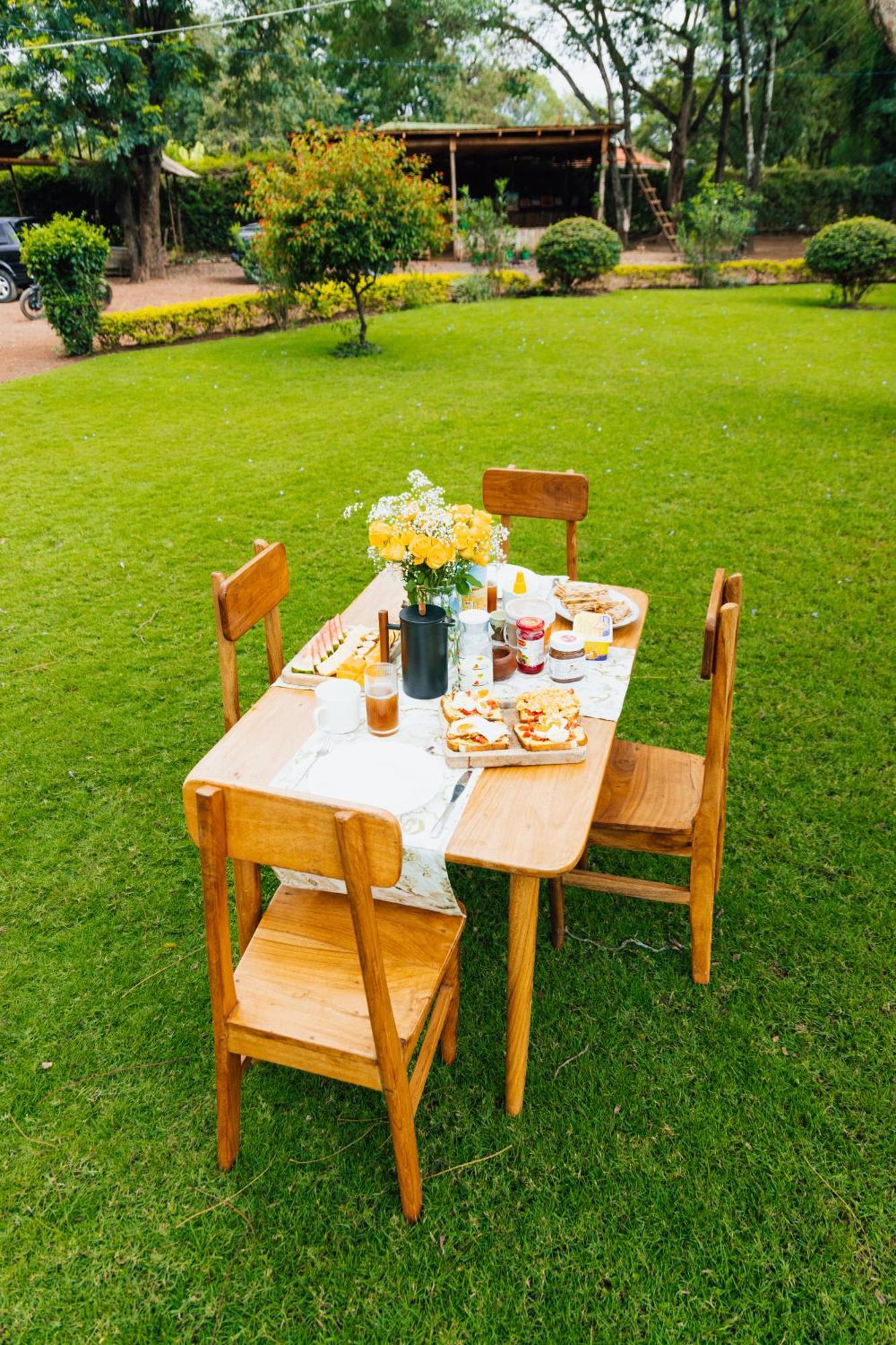 Mkoani Homestay Moshi Esterno foto